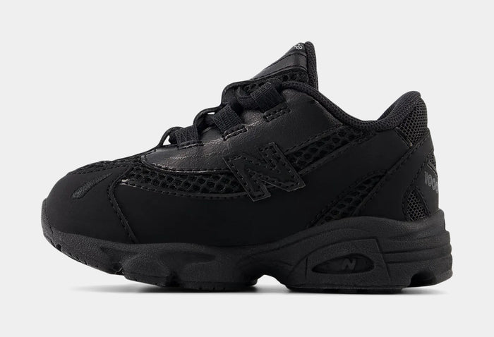 1000 Bungee Lace Infant Toddler Lifestyle Shoes (Black)