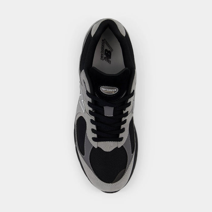 2002R Mens Running Shoes (Grey/Black)