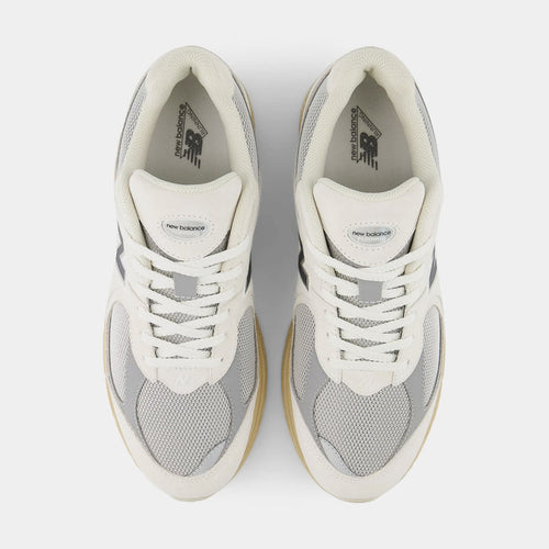 2002R Mens Running Shoes (White/Beige)