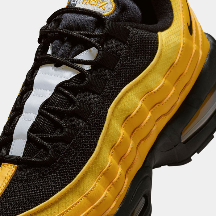 Air Max 95 OG Big Bubble Mens Running Shoes (Varsity Maize/Metasllic Silver/Black)