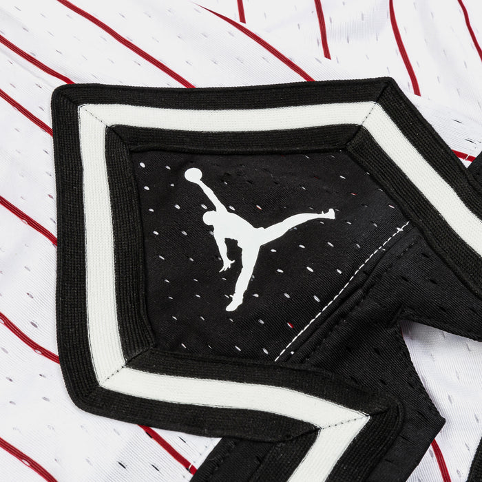 Dri Fit Striped Diamond Shorts Grade School Shorts (White/Black/White)