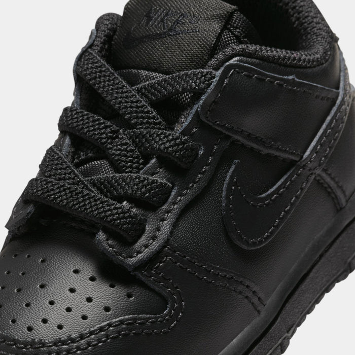 Dunk Low Infant Toddler Lifestyle Shoes (Black/Black/Black)