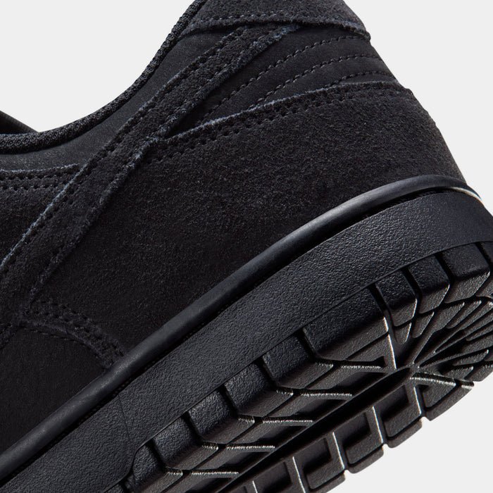 Dunk Low Retro SE Mens Lifestyle Shoes (Black/Black/Black)