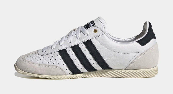 Japan Womens Lifestyle Shoes (Cloud White/Core Black/Gold Metallic)