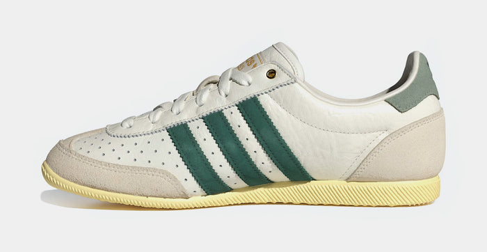 Japan Womens Lifestyle Shoes (Off White/Collegiate Green/Orange Tint)
