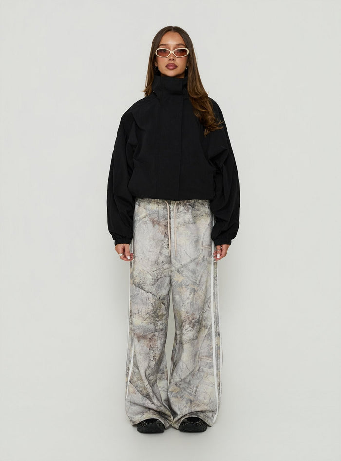 Kallow Funnel Neck Windbreaker Jacket Black
