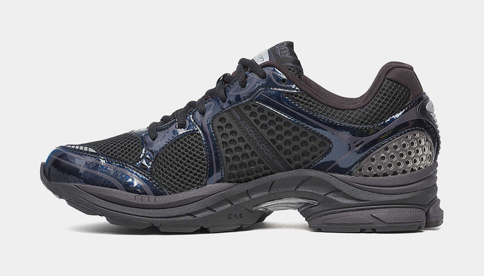ProGrid Triumph 4 Chroma Womens Running Shoes (Black/Black)