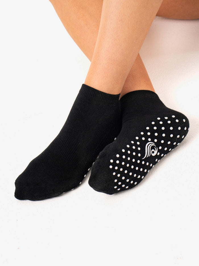 RW Pilates Ankle Grip Socks - Black Ryderwear Staging AU