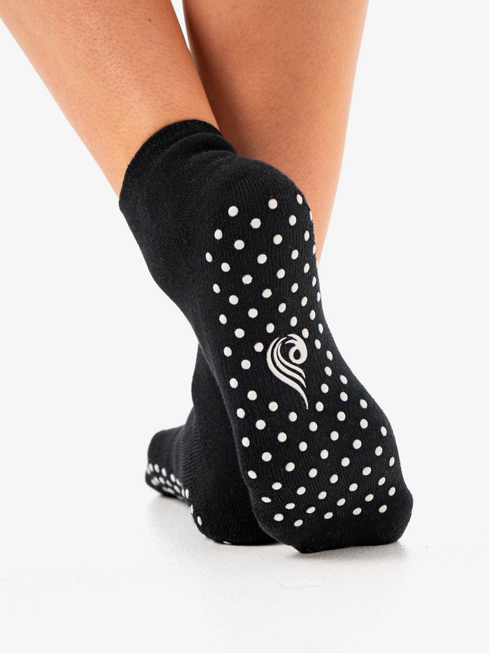 RW Pilates Ankle Grip Socks - Black Ryderwear Staging AU