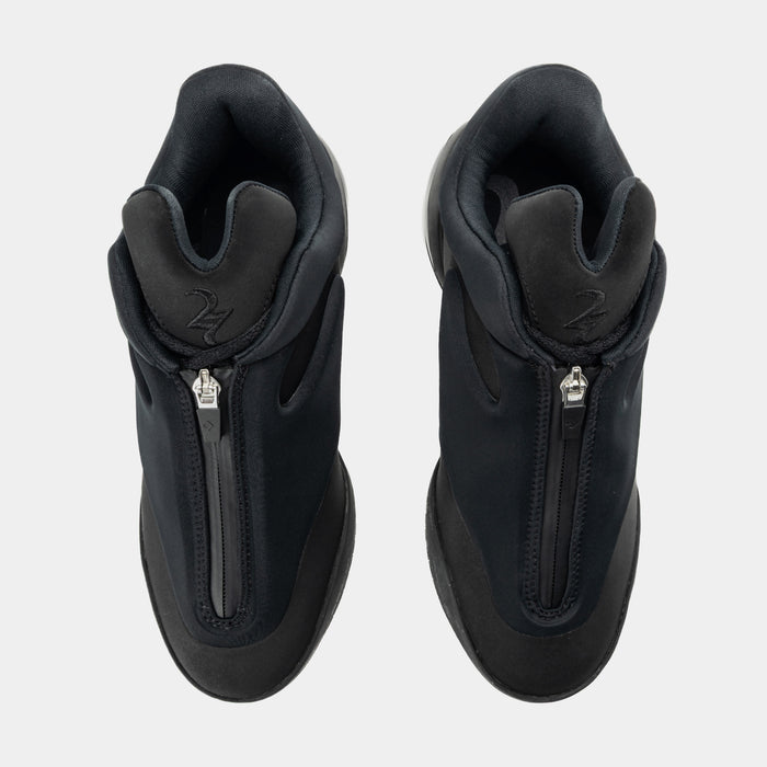 Shai 001 Charm Black Mens Basketball Shoes (Charm Black)