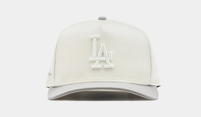 Shoe Palace Exclusive Los Angeles Dodgers Chrome 950AF Curve Mens Hat (Chrome Grey)