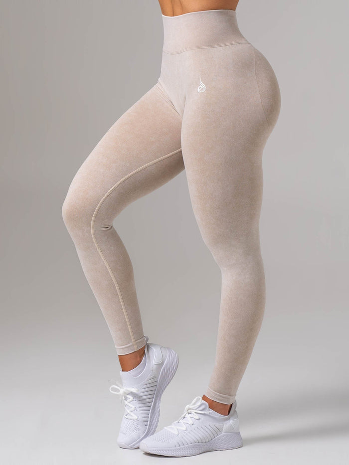 Stonewash Seamless Invisible Scrunch Leggings - Oatmeal Clothing Ryderwear