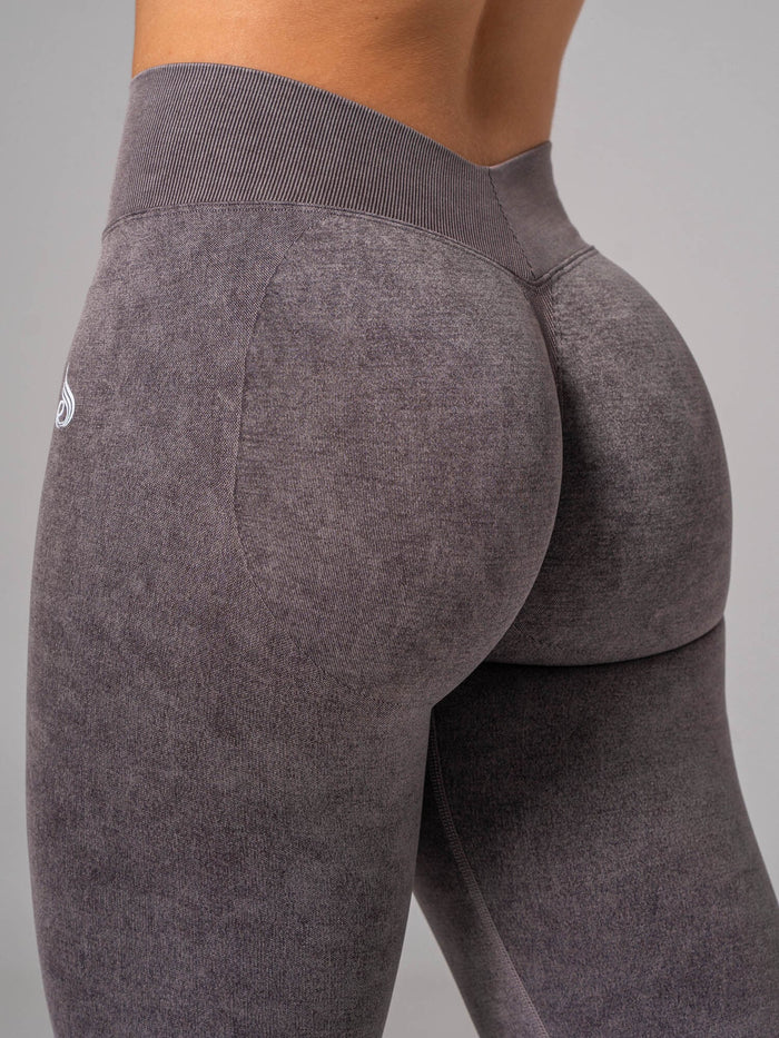 Stonewash Seamless V Back Legging - Cocoa Clothing Ryderwear