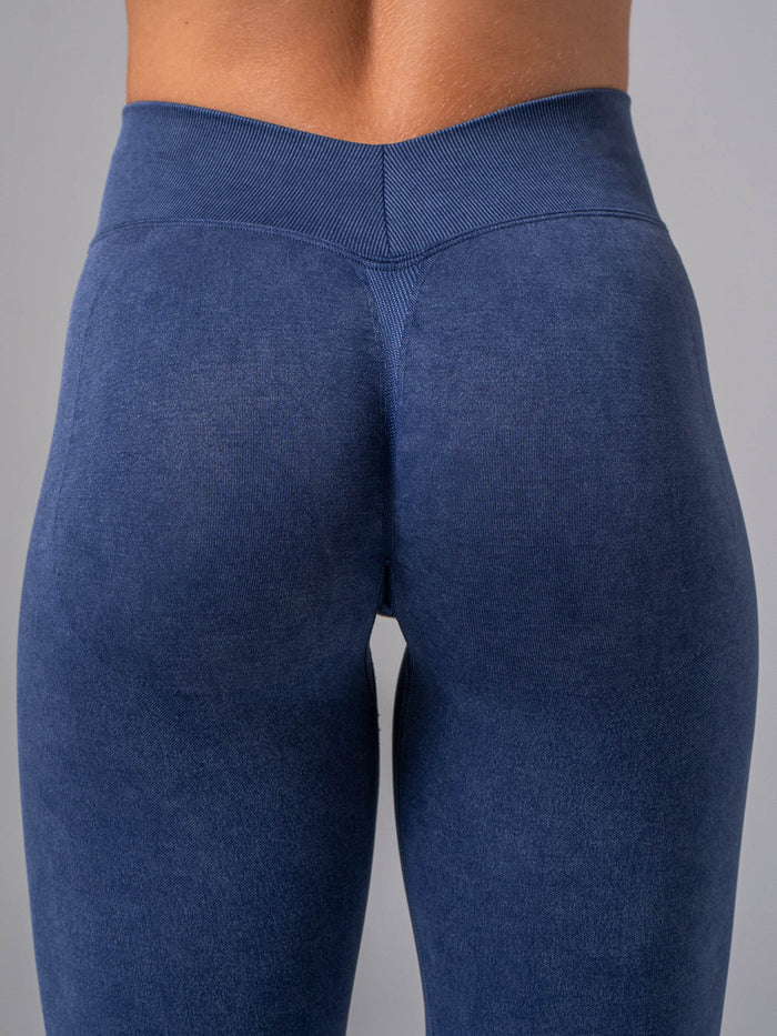 Stonewash Seamless V Back Legging - Navy Clothing Ryderwear