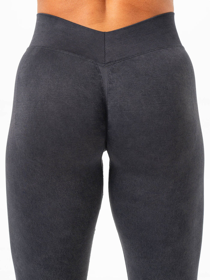 Stonewash Seamless V Back Leggings - Black Clothing Ryderwear