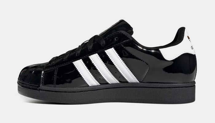 Superstar II Womens Lifestyle Shoes (Black/Cloud White/Gold Metallic)