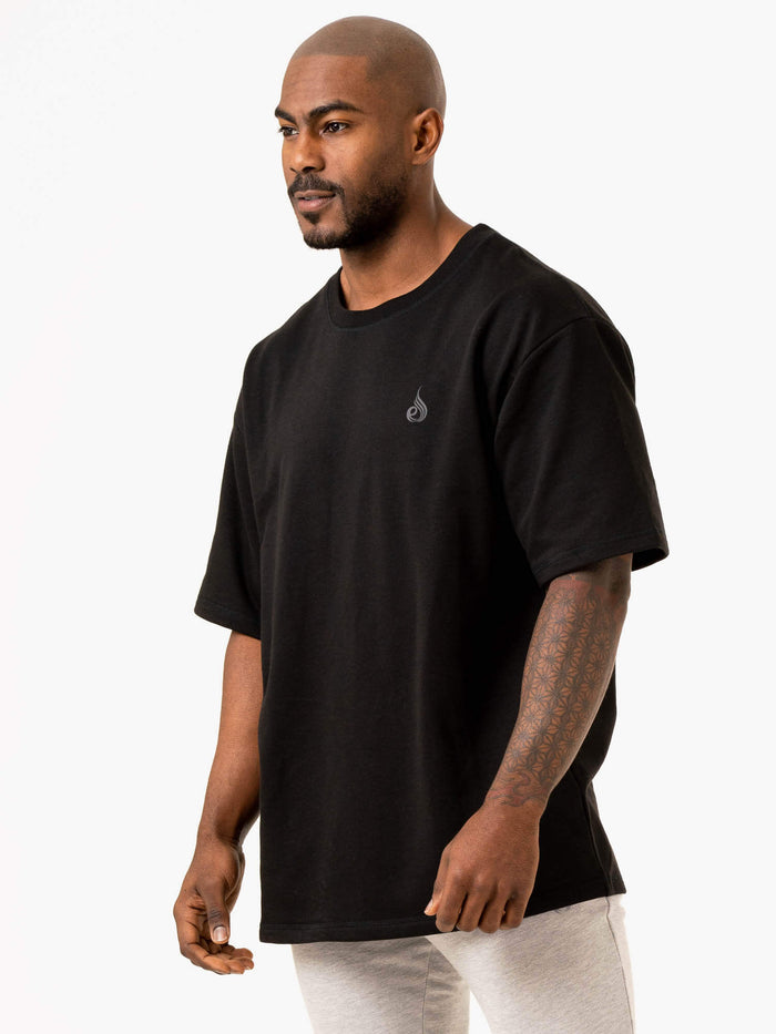 Throwback Oversized Fleece T-Shirt - Black Clothing Ryderwear