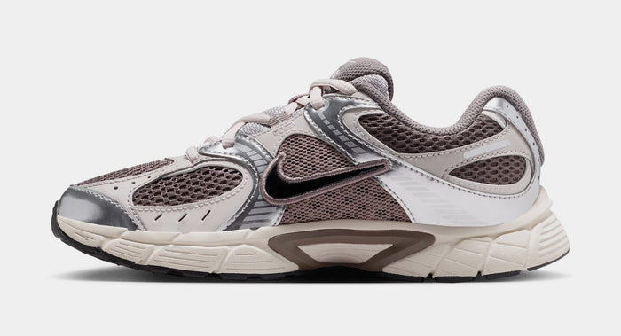 V5 RNR Grade School Running Shoes (Cave Stone/College Grey/Vast Grey/Black)