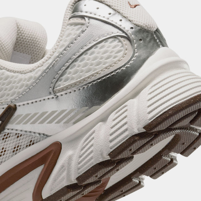 V5 RNR Womens Running Shoes (Sail/Fauna Brown/Phantom/Light Orewood Brown)