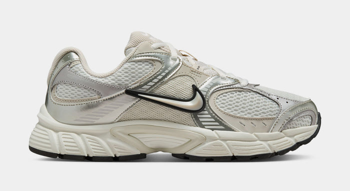 V5 RNR Womens Running Shoes (Summit White/Light Orewood Brown/Sail/Black)