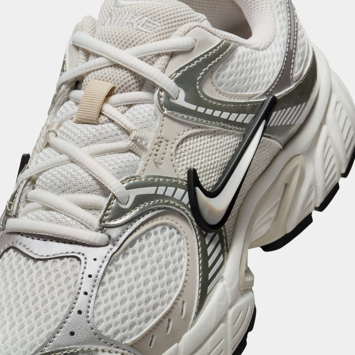 V5 RNR Womens Running Shoes (Summit White/Light Orewood Brown/Sail/Black)