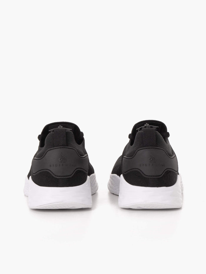 Womens Flylyte Trainer - Black Shoes Ryderwear
